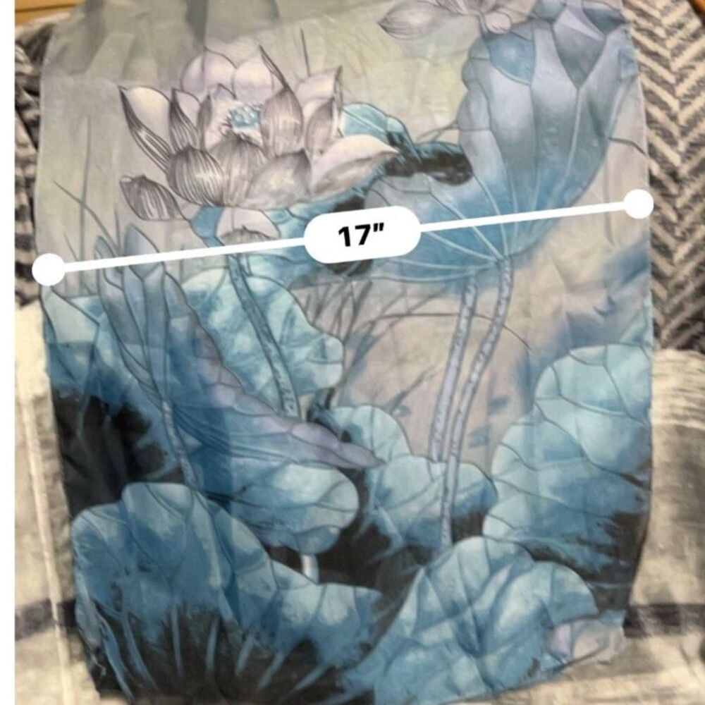 Blue Floral Scarf 100% Polyester 17 x 27 - Picture 4 of 6